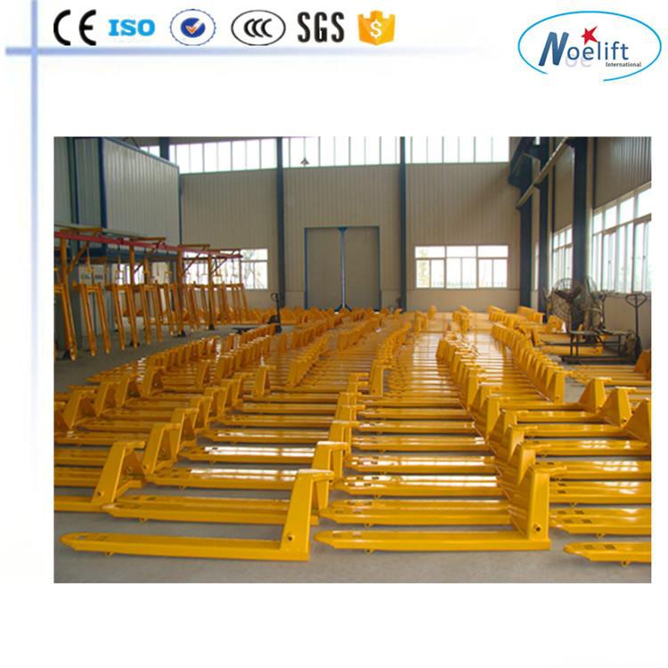 Manual pallet jack (19) Manual pallet jack (19)